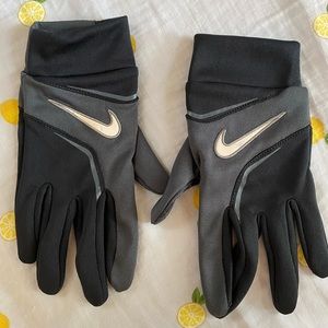 Nike Gloves